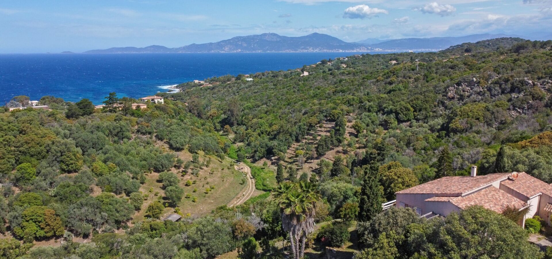 Villa à la vente sur Coti Chiavari