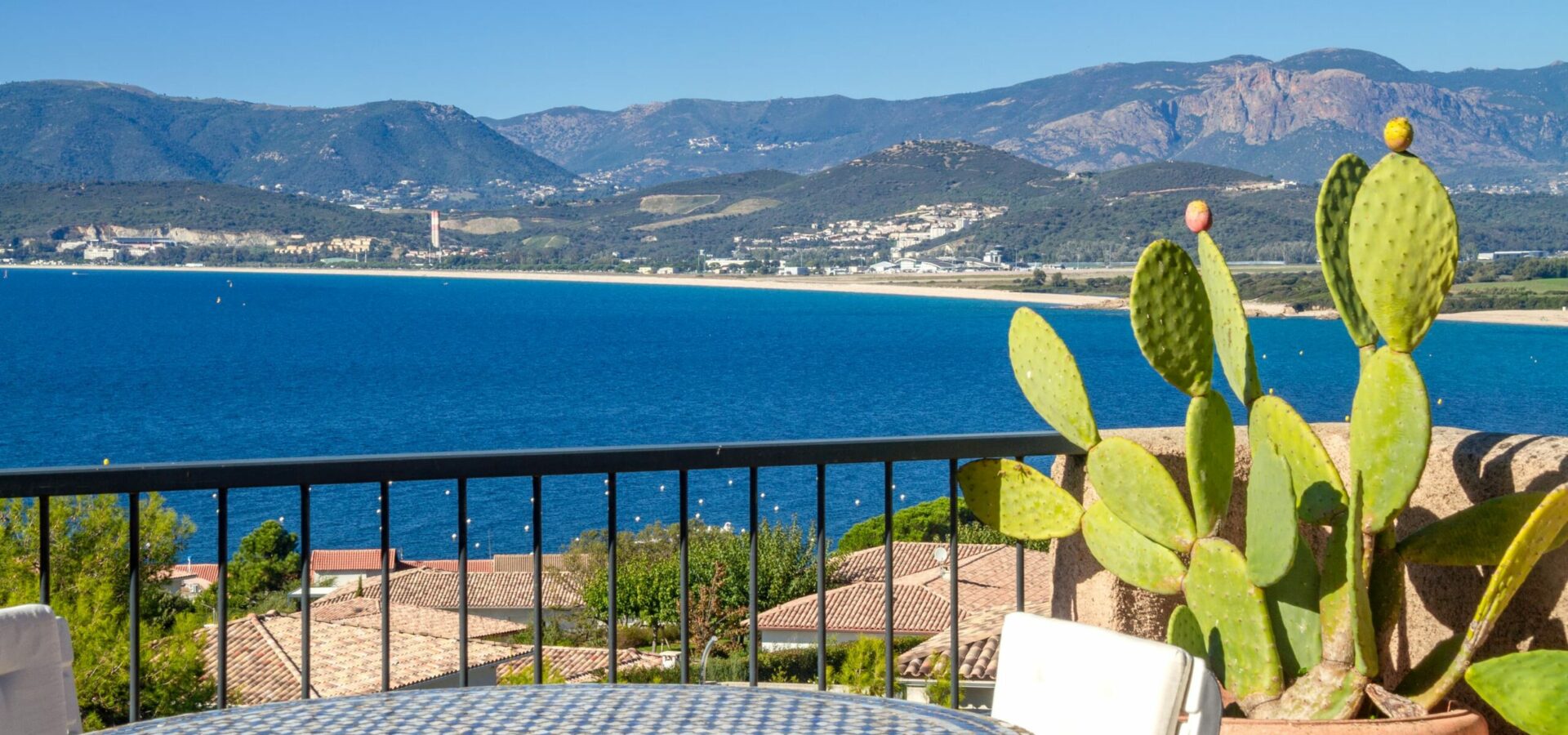 Vendue à Porticcio une maison avec vue mer