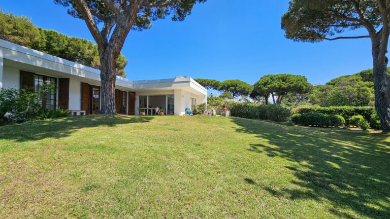 Confidentielle Villa à vendre à Porticcio