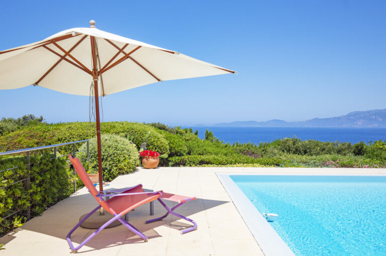 Villa à vendre à Coti-Chiavari avec vue mer