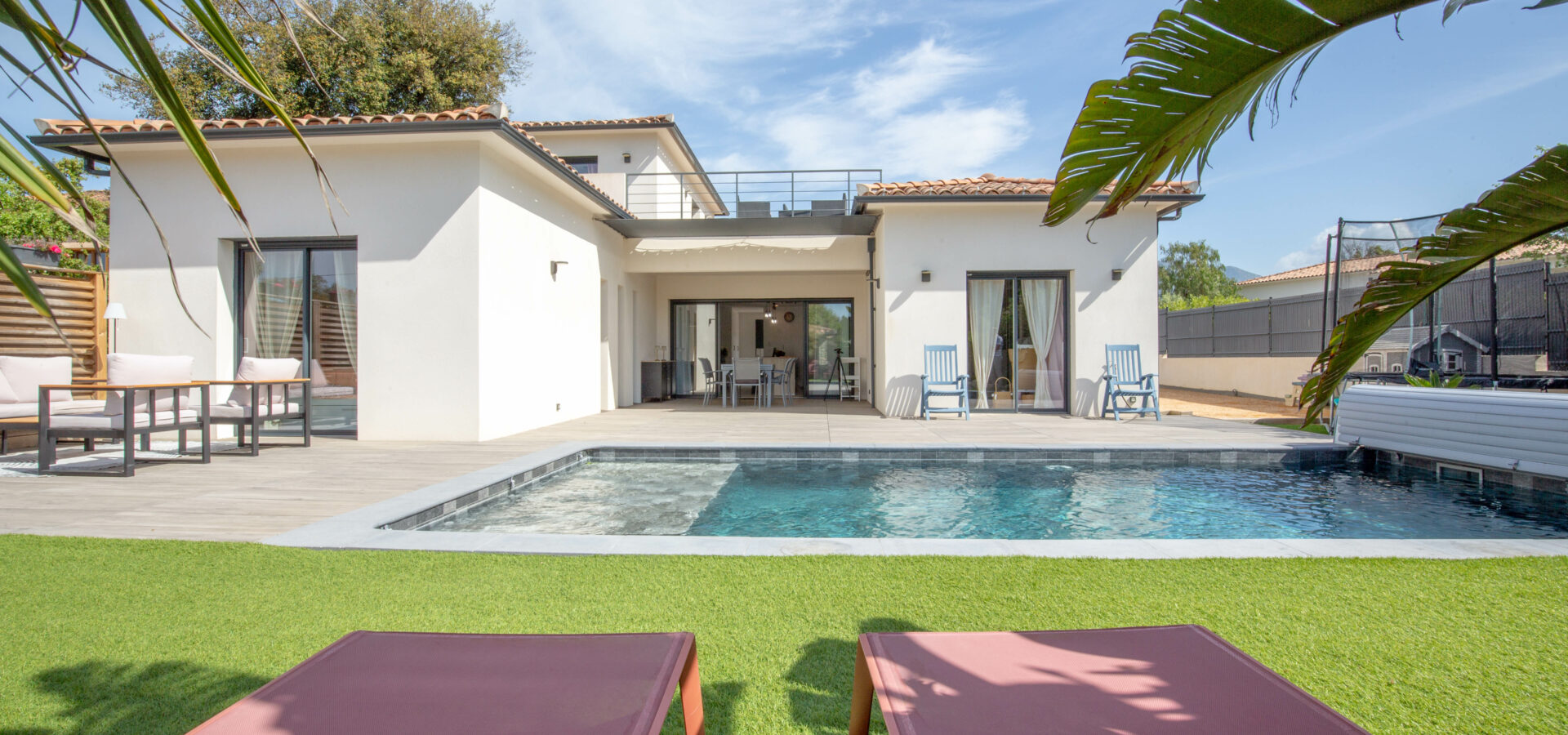 Villa récente à vendre à Porticcio