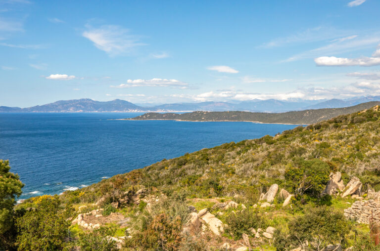 Villa vue mer golfe Corse